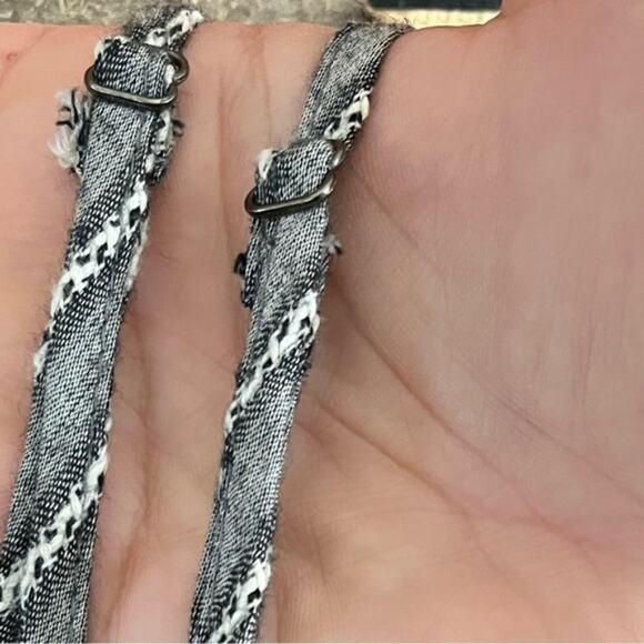 Umgee Gray Stripe Off Shoulder Dress Size Large - Picture 8 of 13